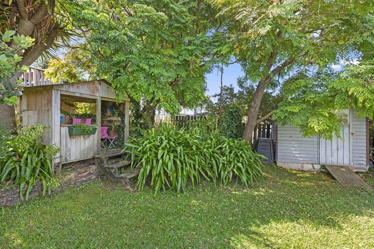 Photo of property in 66a Wainui Road, Raglan, 3225