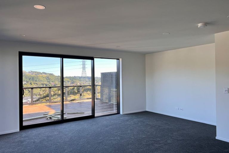 Photo of property in 14 Bee Lane, Whitby, Porirua, 5024