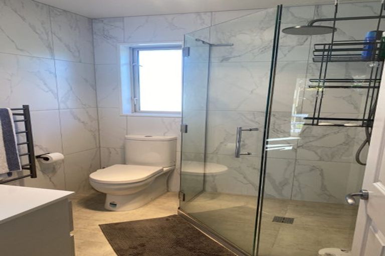 Photo of property in 6 Oratia Grove, Northwood, Christchurch, 8051