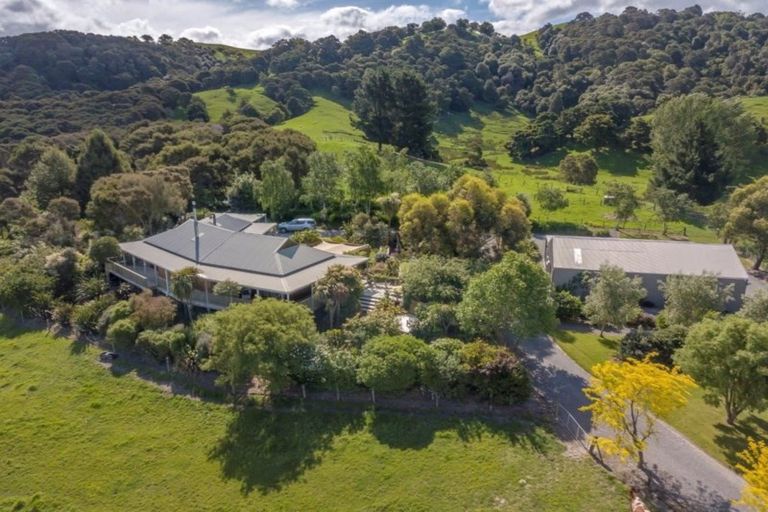 Photo of property in 131 Caveland Road, Te Whiti, Masterton, 5884