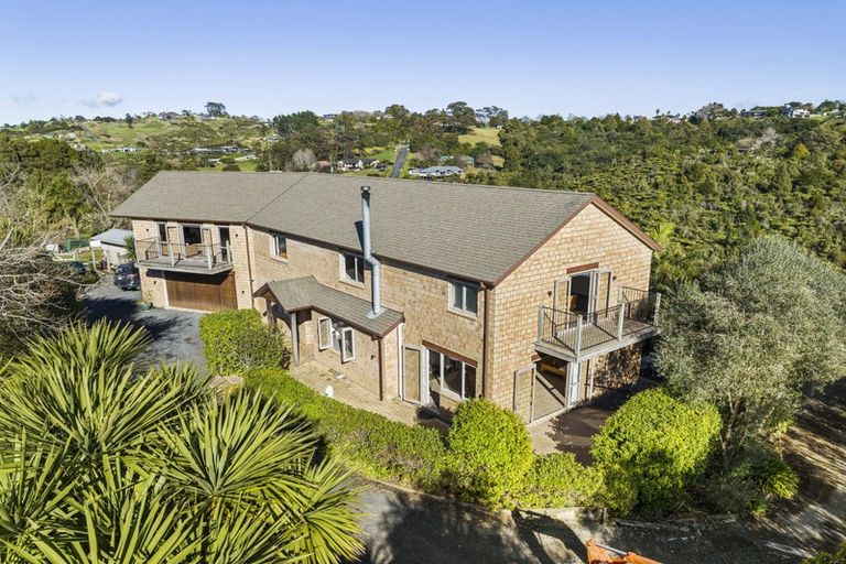 Photo of property in 371 Whitford Road, Whitford, Howick, 2571