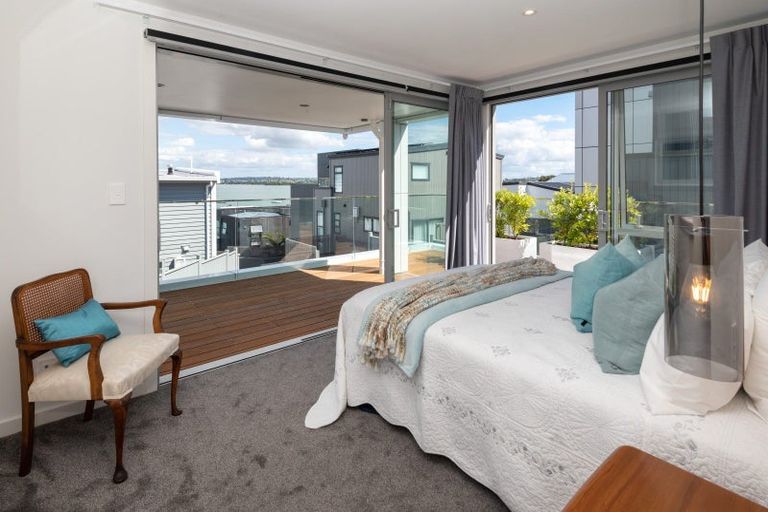 Photo of property in 67c The Parade, Bucklands Beach, Auckland, 2012