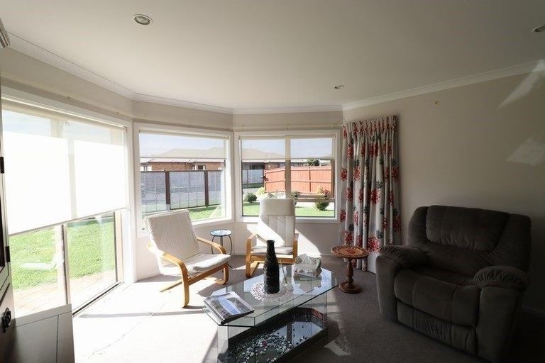 Photo of property in 3 Gilligan Close, College Estate, Whanganui, 4500