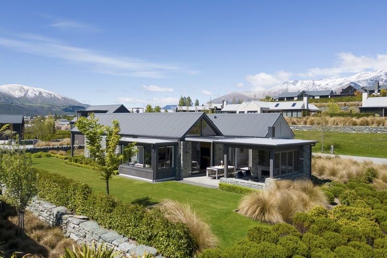 Photo of property in 9 Harvest Lane, Arrowtown, 9371