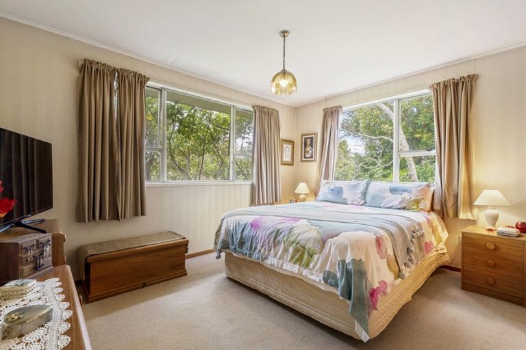 Photo of property in 58 Juniper Road, Sunnynook, Auckland, 0620