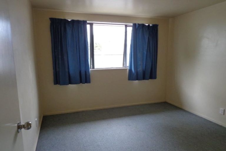 Photo of property in 5a Tonga Place, Riccarton, Christchurch, 8041
