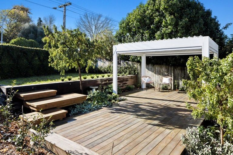 Photo of property in 325 River Road, Claudelands, Hamilton, 3214