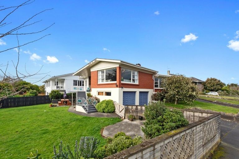 Photo of property in 24 Charles Crescent, Beerescourt, Hamilton, 3200