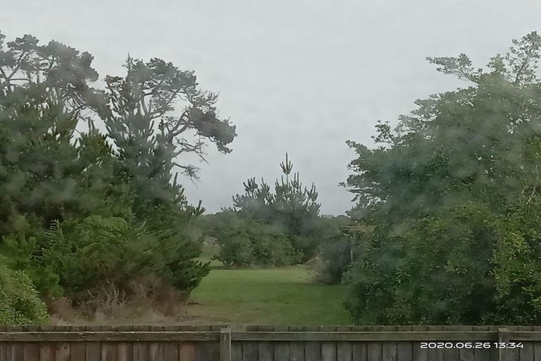 Photo of property in 2/140 Union Street, New Brighton, Christchurch, 8061