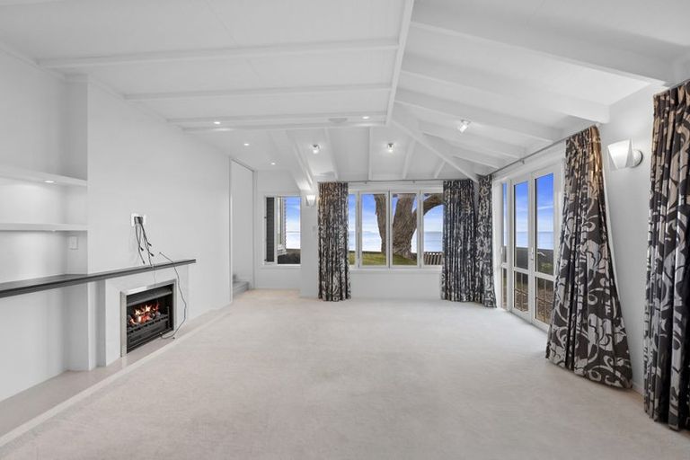 Photo of property in 47 Saltburn Road, Milford, Auckland, 0620