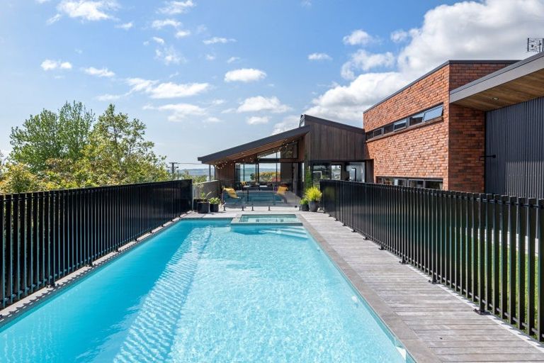 Photo of property in 60 Parkhill Road, Mellons Bay, Auckland, 2014