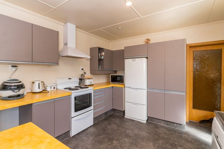 Photo of property in 18 Bernard Street, Kenmure, Dunedin, 9011
