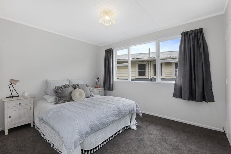 Photo of property in 20 Hamstead Street, Wainuiomata, Lower Hutt, 5014