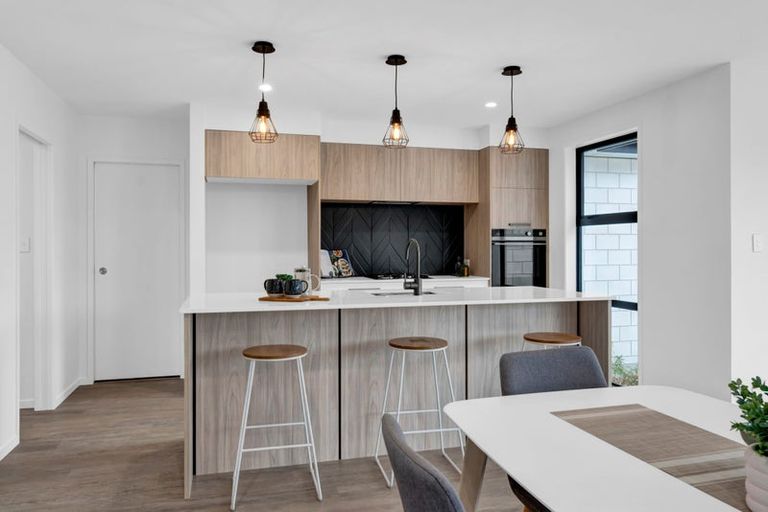 Photo of property in 11a James Drive, Bell Block, New Plymouth, 4312