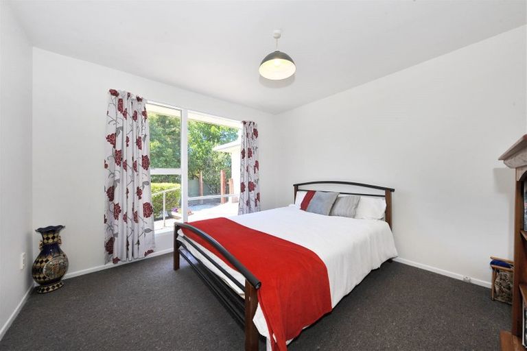 Photo of property in 32 Ashwood Street, Parklands, Christchurch, 8083
