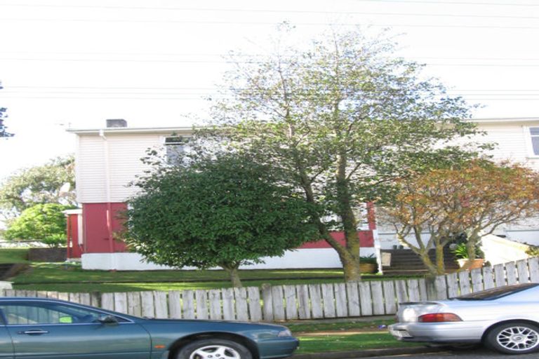 Photo of property in 17-19 Bedford Street, Cannons Creek, Porirua, 5024