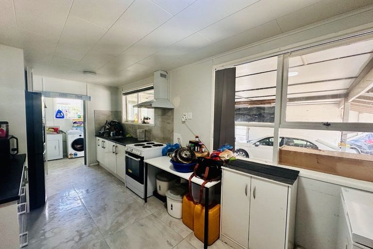 Photo of property in 47 Friesian Drive, Mangere, Auckland, 2022