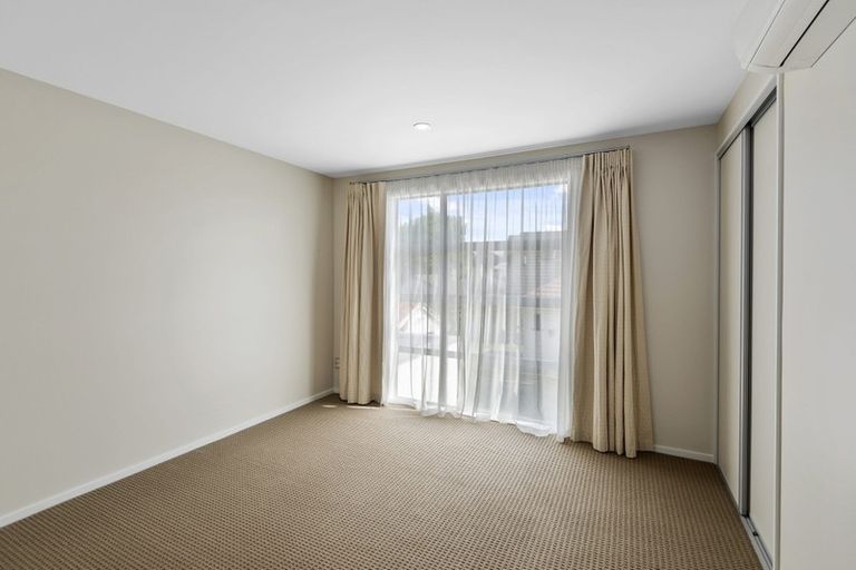 Photo of property in 72 Wai-iti Terrace, Bryndwr, Christchurch, 8052
