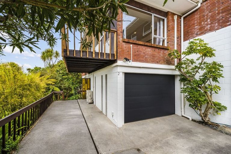 Photo of property in 2/4 Helvetia Drive, Browns Bay, Auckland, 0630