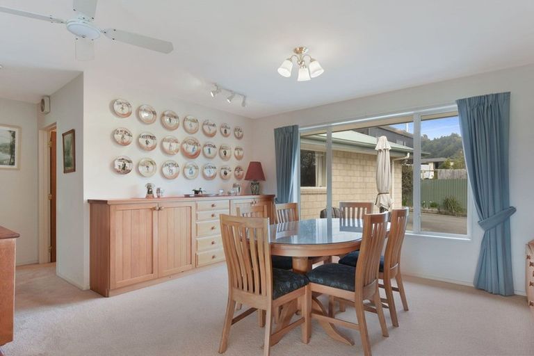 Photo of property in 34 Moana View Road, Waikawa, Picton, 7220