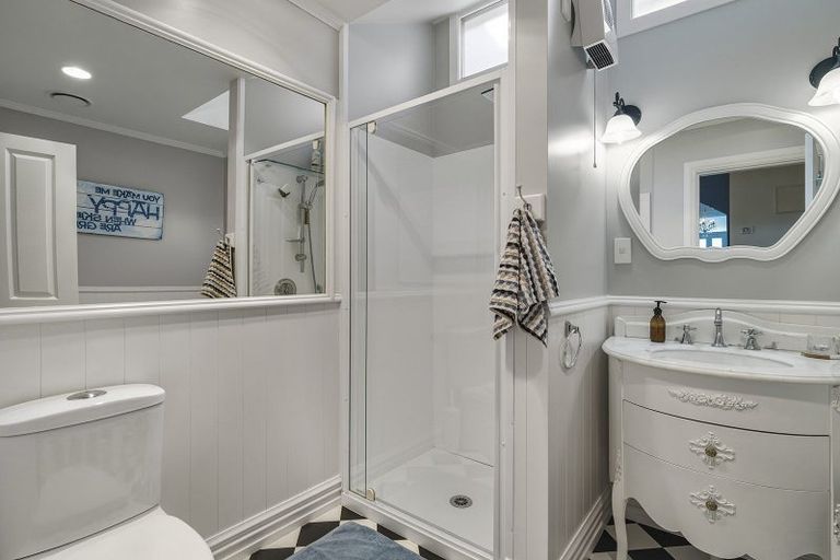 Photo of property in 34 Eglinton Road, The Glen, Dunedin, 9011