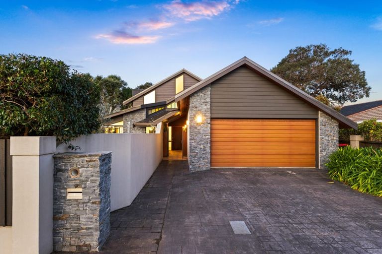 Photo of property in 1 Maygrove Drive, Orewa, 0931