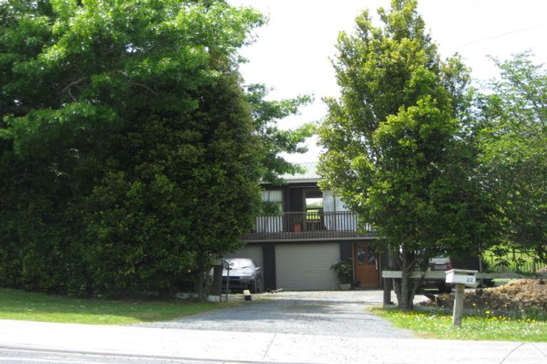 Photo of property in 22 Riverhead Road, Kumeu, 0810