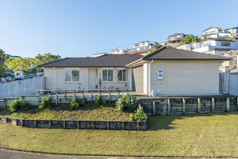 Photo of property in 48 San Marino Drive West, Henderson, Auckland, 0612