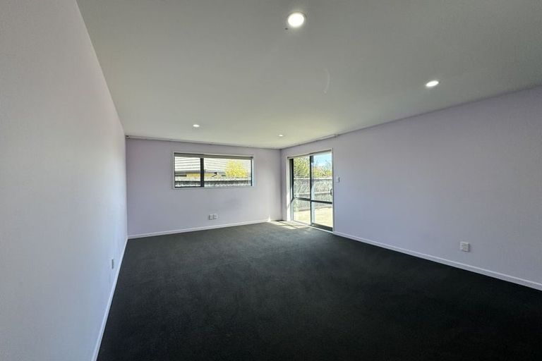 Photo of property in 34 Davaar Crescent, Broomfield, Christchurch, 8042