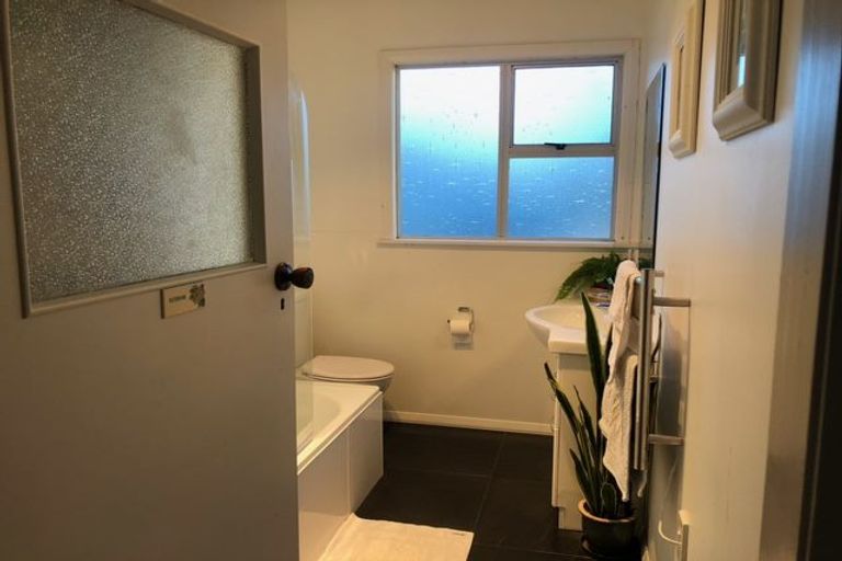 Photo of property in 39a Napier Road, Havelock North, 4130