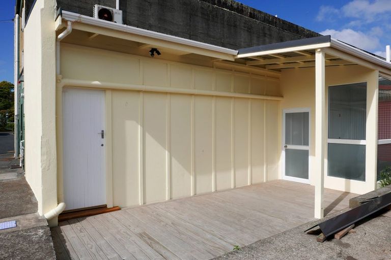 Photo of property in 20 Mclean Street, Strandon, New Plymouth, 4312