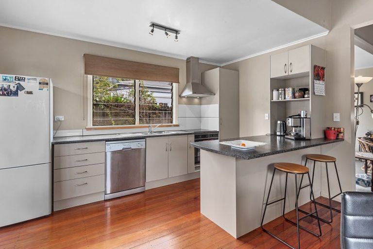 Photo of property in 43a Kauika Road West, Avenues, Whangarei, 0110