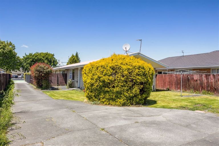 Photo of property in 3/78 Middlepark Road, Sockburn, Christchurch, 8042