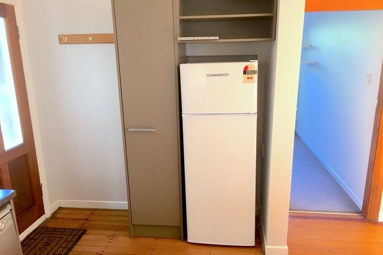 Photo of property in 6 Butt Street, Brooklyn, Wellington, 6021