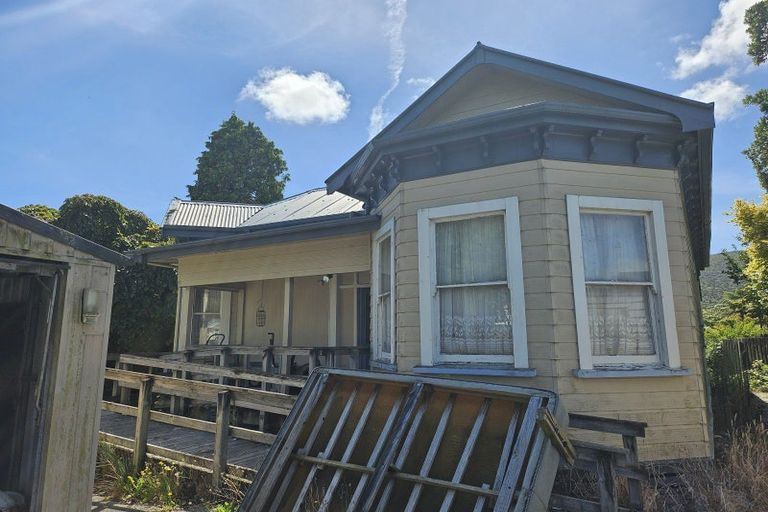 Photo of property in 31 Marsden Road, Greymouth, 7805