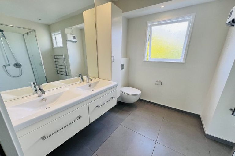 Photo of property in 27 Montclair Rise, Browns Bay, Auckland, 0630