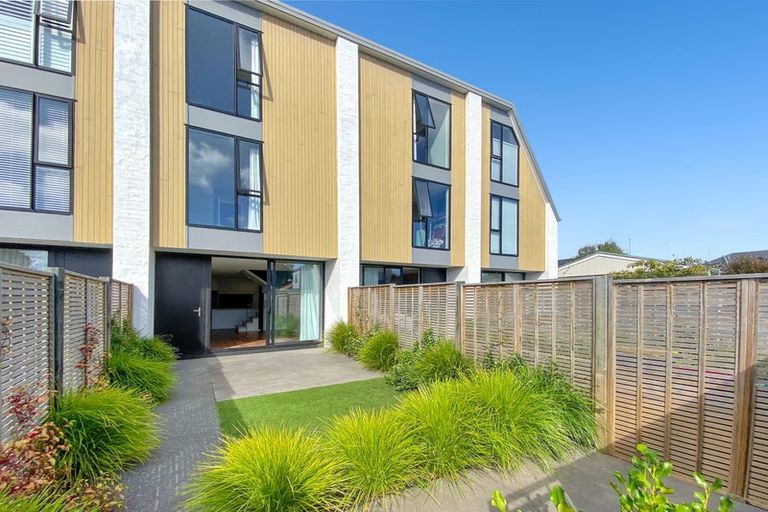Photo of property in 3/30 Otley Street, Christchurch Central, Christchurch, 8013