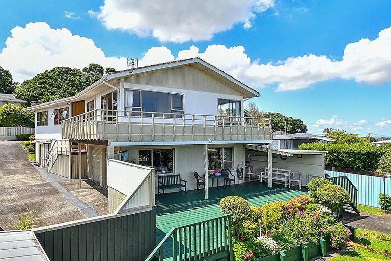 Photo of property in 21 Kanohi Terrace, Mangere Bridge, Auckland, 2022