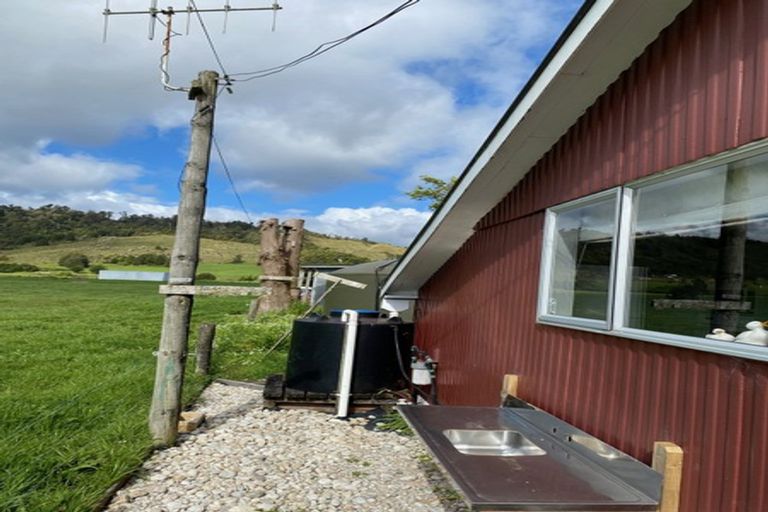 Photo of property in 162 Oparara Road, Karamea, 7893