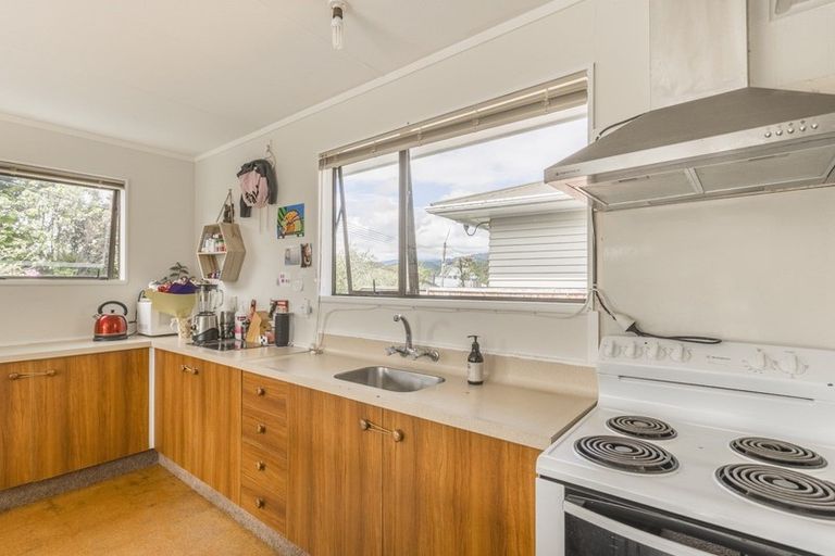 Photo of property in 36 Anaru Street, Raumati Beach, Paraparaumu, 5032