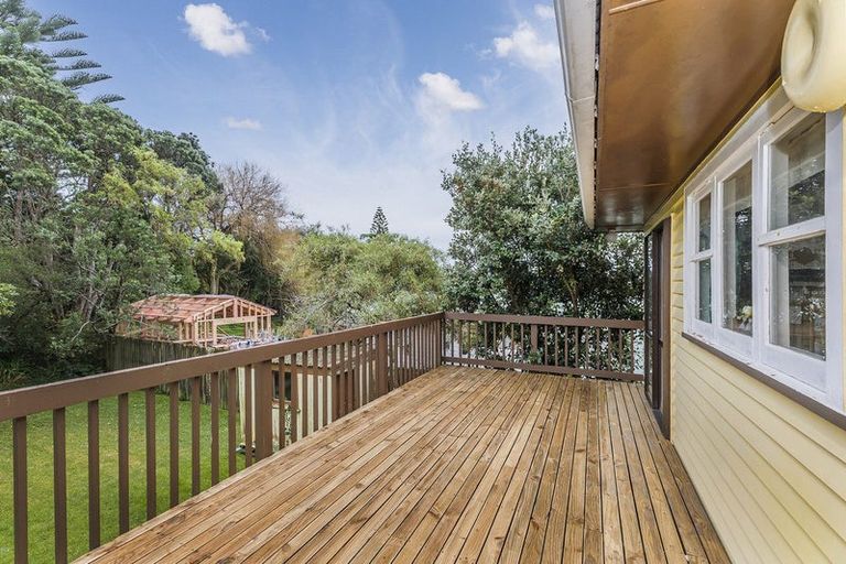 Photo of property in 6 Ernest Street, Ranui, Porirua, 5024