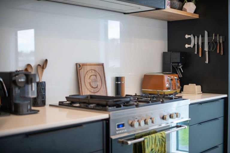 Photo of property in 19 Breakwater Way, Whitby, Porirua, 5024