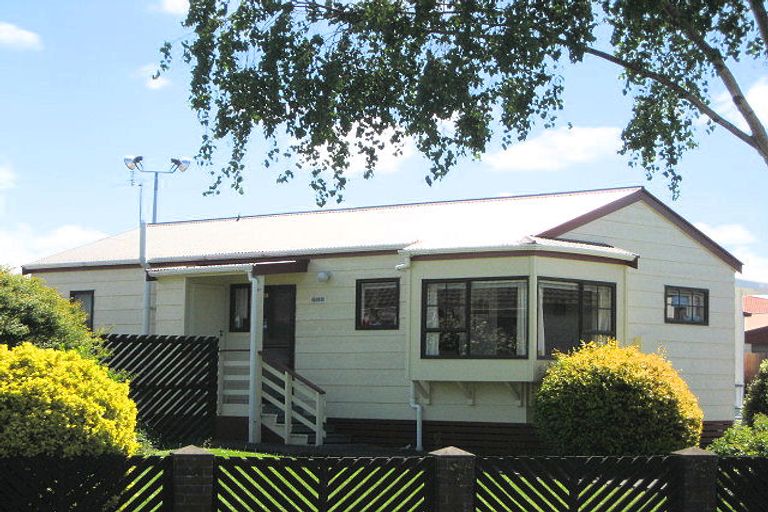 Photo of property in 41 Chipping Lane, Redwood, Christchurch, 8051