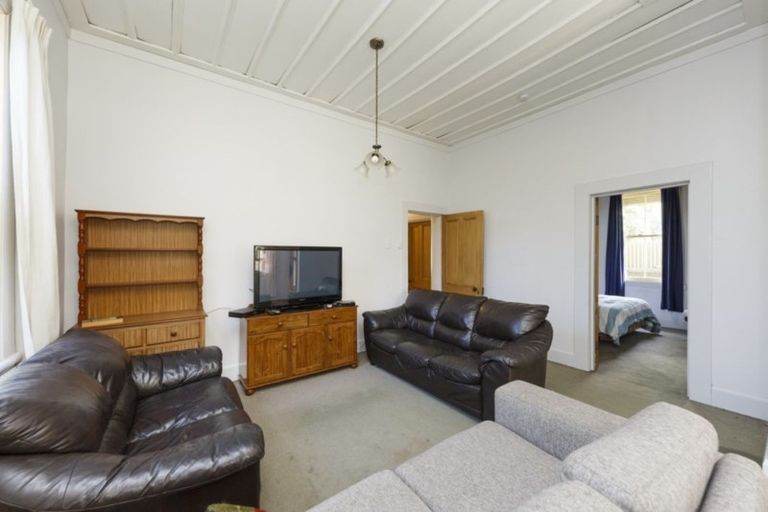 Photo of property in 127 Linton Street, West End, Palmerston North, 4410
