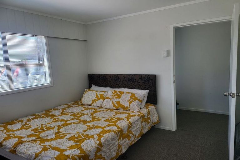 Photo of property in 41 Ferguson Street, Manurewa East, Auckland, 2102