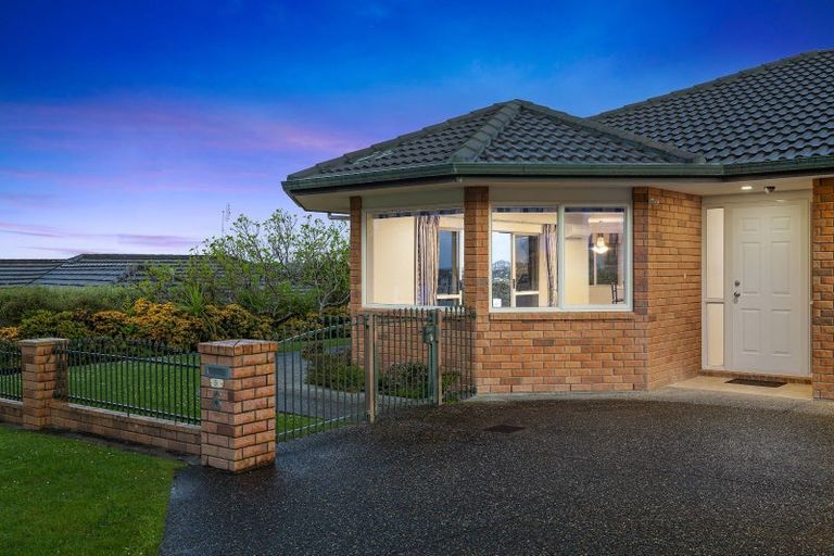 Photo of property in 6 The Ritz, Orewa, 0931