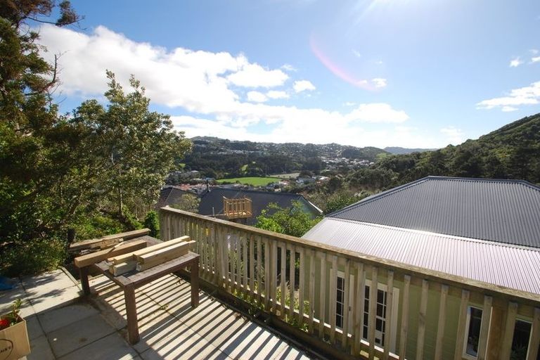 Photo of property in 12 Jackson Street, Island Bay, Wellington, 6023