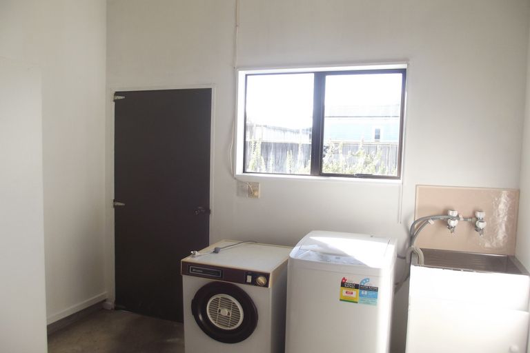 Photo of property in 2b Costley Street, Carterton, 5713