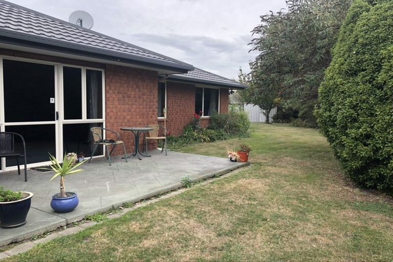 Photo of property in 77 Kotuku Crescent, Woolston, Christchurch, 8023