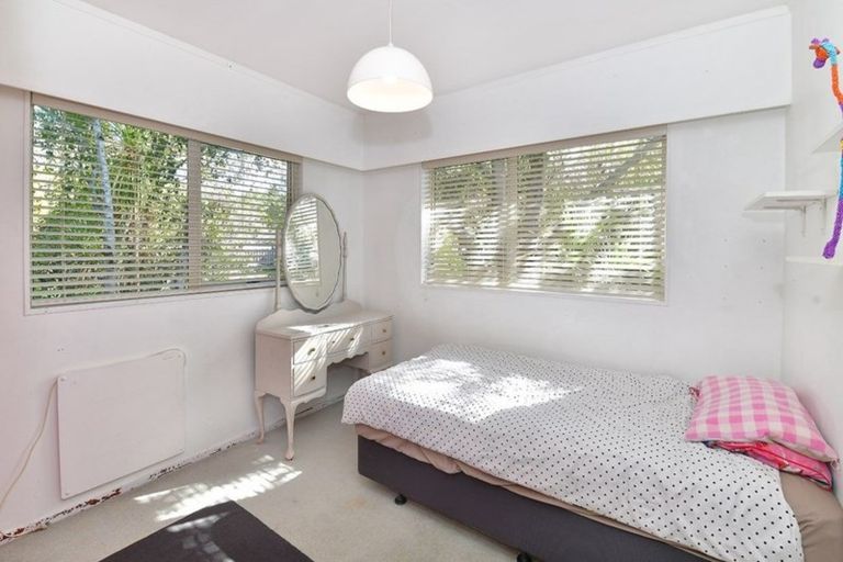 Photo of property in 65 Glamorgan Drive, Torbay, Auckland, 0630